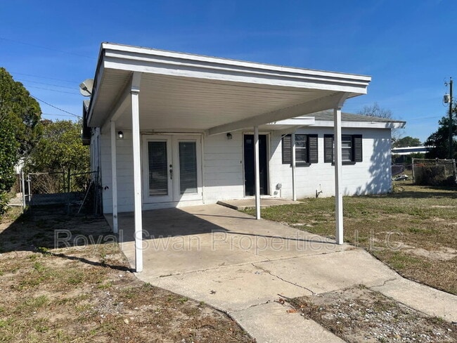 2614 Royal Dr in Lakeland, FL - Building Photo - Building Photo