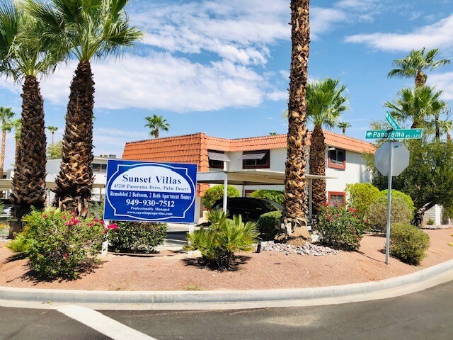 Sunset Villas in Palm Desert, CA - Building Photo - Building Photo