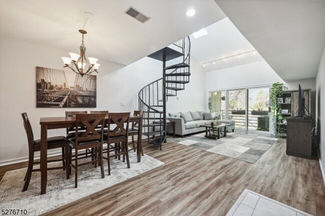 property at 41 Mt Kemble Ave