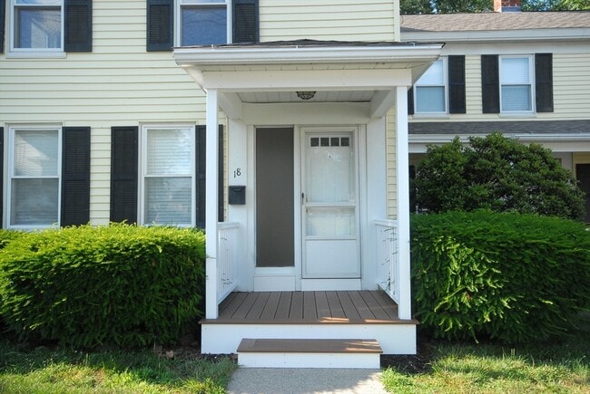 18 Park St in Maynard, MA - Building Photo - Building Photo
