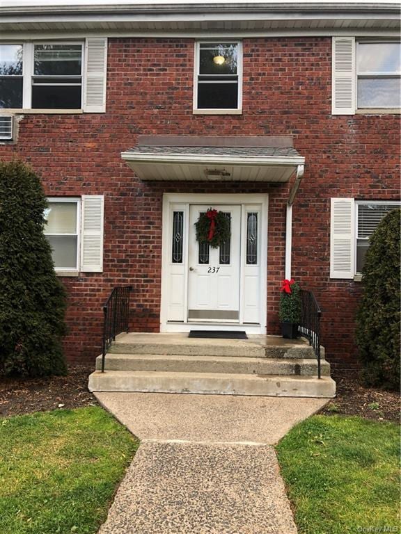 237 N Middletown Rd-Unit -E in Pearl River, NY - Foto de edificio - Building Photo