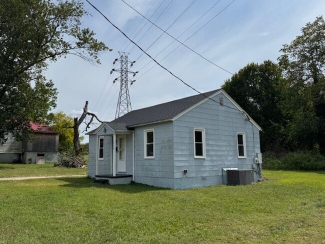 property at 1466 Harding St
