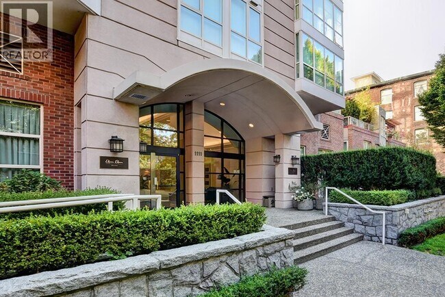 1111 Haro St in Vancouver, BC - Building Photo - Building Photo