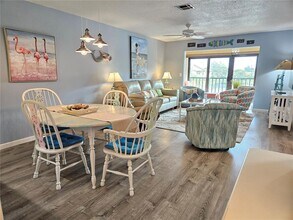 340 3 Lakes Ln in Venice, FL - Building Photo - Building Photo