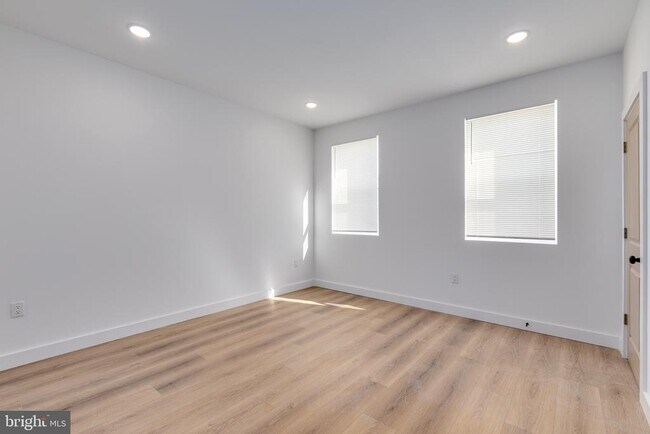 2203 N 7th St in Philadelphia, PA - Foto de edificio - Building Photo