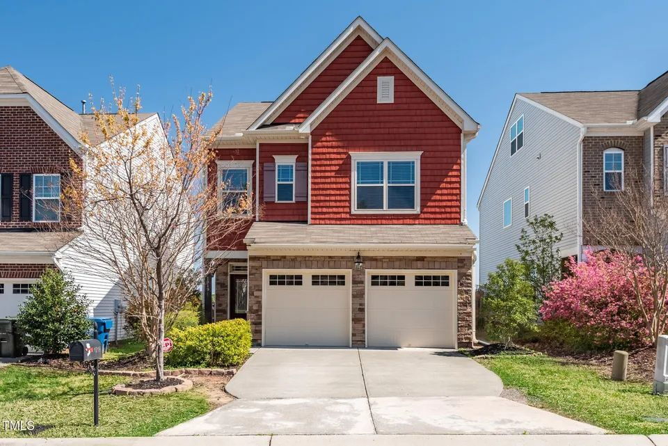 1019 Thoughtful Spot Ln in Durham, NC - Building Photo
