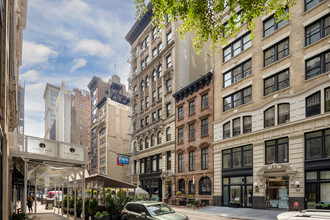 30 E 21st St in New York, NY - Building Photo - Building Photo