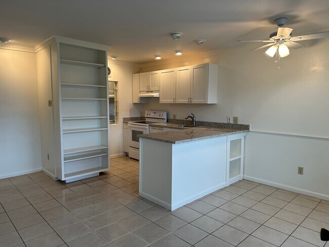 801 Henry Clay Ave, Unit 108 in New Orleans, LA - Building Photo - Building Photo