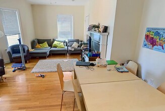 172 Fuller St, Unit 1 in Brookline, MA - Building Photo - Building Photo