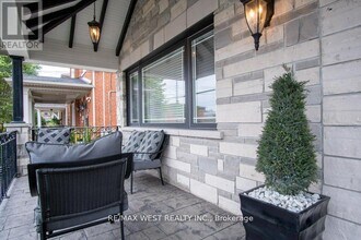 26 Brandon Ave in Toronto, ON - Building Photo - Building Photo