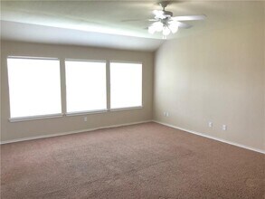 711 Encanto Dr in Leander, TX - Building Photo - Building Photo