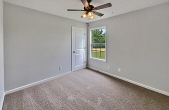 851 Salem Rd in Clarksville, TN - Building Photo - Building Photo