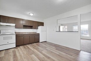Broadleaf Arms Apartments