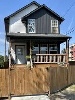 11358 53 St NW in Edmonton, AB - Building Photo