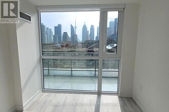 121 Lower Sherbourne St in Toronto, ON - Building Photo - Building Photo