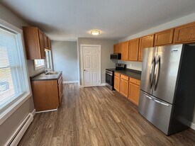 19 Dirigo Rd in South China, ME - Building Photo