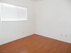 4336 S Miller Ln in Las Vegas, NV - Building Photo - Building Photo