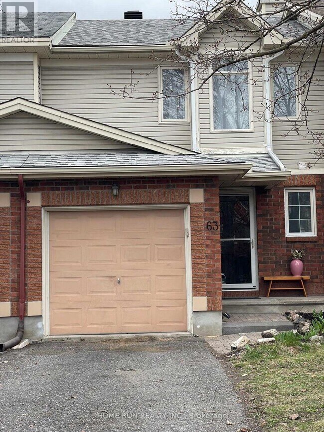 63 Banchory Crescent in Ottawa, ON - Building Photo - Building Photo