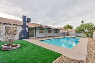 5126 Alfalfa St in Las Vegas, NV - Building Photo - Building Photo