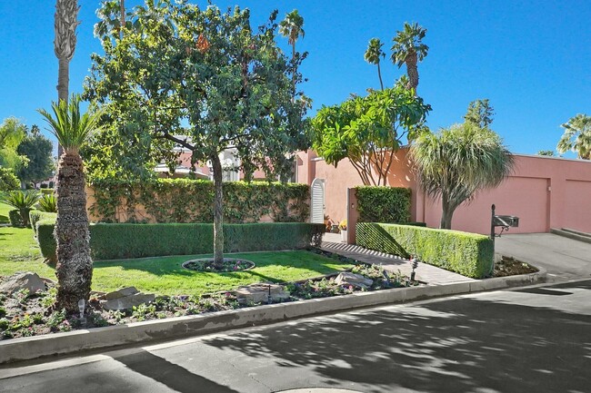 47473 Tangier Dr in Palm Desert, CA - Building Photo - Building Photo