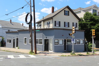 1 Madison St in Malden, MA - Foto de edificio - Building Photo