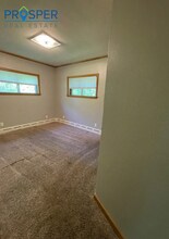 1239 Graham Ave in Eau Claire, WI - Building Photo - Building Photo