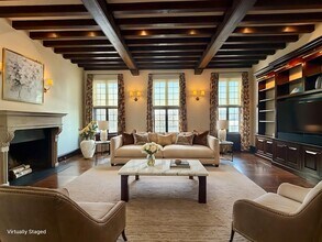 340 Beacon St in Boston, MA - Building Photo - Building Photo