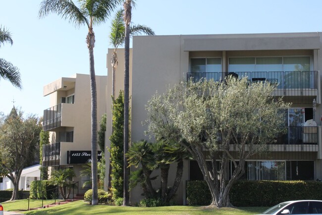 1155 Star Park Cir in Coronado, CA - Foto de edificio - Building Photo