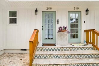 208 E 22nd Ave in Gulf Shores, AL - Building Photo - Building Photo