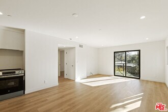 2845 Marsh St in Los Angeles, CA - Building Photo - Building Photo