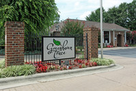 Greenhaven Trace Apartments in Greensboro, NC - Foto de edificio - Building Photo