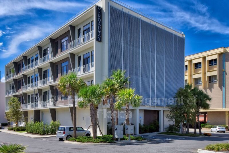 302 SE Broadway St in Ocala, FL - Building Photo