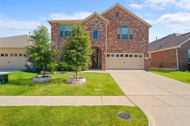 property at 716 Lombard Ln