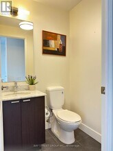 23-TH23 Sheppard Ave E in Toronto, ON - Building Photo - Building Photo
