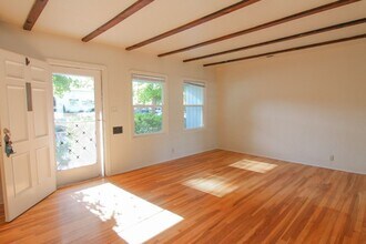 344 W 4th Ave in Chico, CA - Building Photo - Building Photo