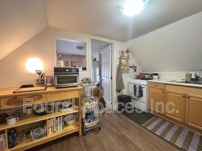property at 518 Cannon St E