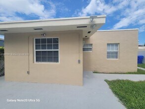 2265 SW 15th St in Miami, FL - Building Photo - Building Photo