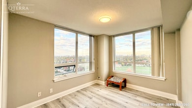 1 De Boers Dr in Toronto, ON - Building Photo - Building Photo