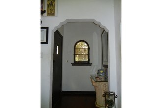 1521 N Wilton Pl in Los Angeles, CA - Foto de edificio - Other