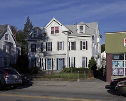 862-864 Main St in Worcester, MA - Building Photo