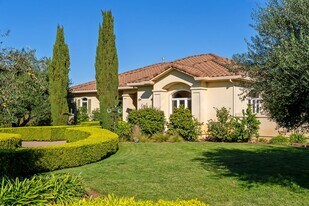 1291 Monticello Rd in Napa, CA - Building Photo