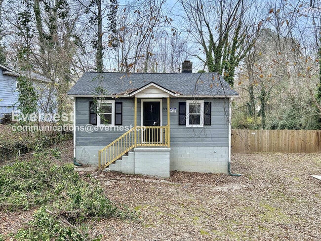 property at 2175 Pansy St NW