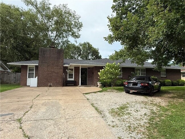 property at 1816 Ross Ave