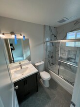 954 J St in Los Banos, CA - Foto de edificio - Building Photo