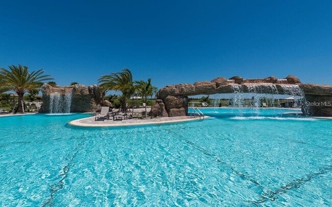 17724 Gawthrop Dr in Bradenton, FL - Foto de edificio - Building Photo