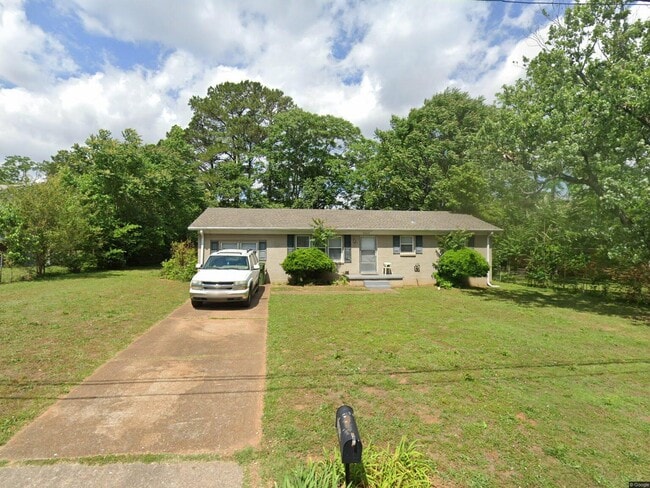 property at 3303 Howard St NW