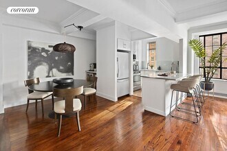 350 W 57th St in New York, NY - Building Photo - Building Photo