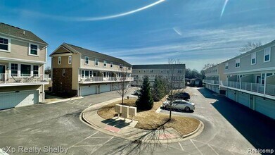1071 N Sherman Dr in Royal Oak, MI - Building Photo - Building Photo