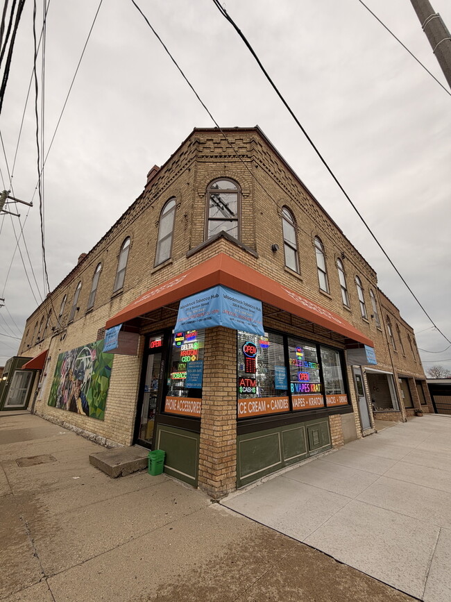 226 N Benton St in Woodstock, IL - Building Photo - Building Photo