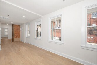 112 N Market St in Frederick, MD - Building Photo - Building Photo